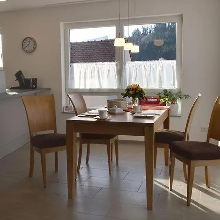 Rebenrain Comfortable 度假居 *